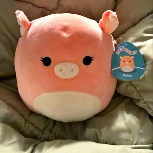 Original Squishmellows Petra The Pig